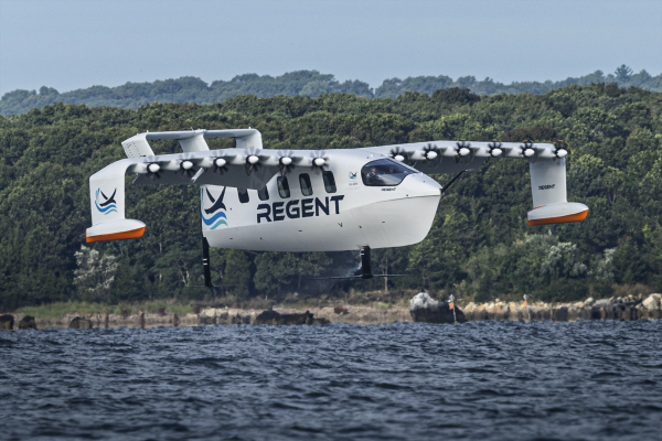 Seaglider Viceroy prototype makes maiden flight