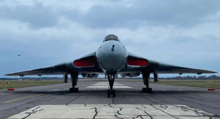 Vulcan XH558 to remain at Doncaster Sheffield as renewed arrangement confirmed